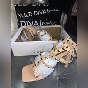 Nude Fashion Nova heels, size 8